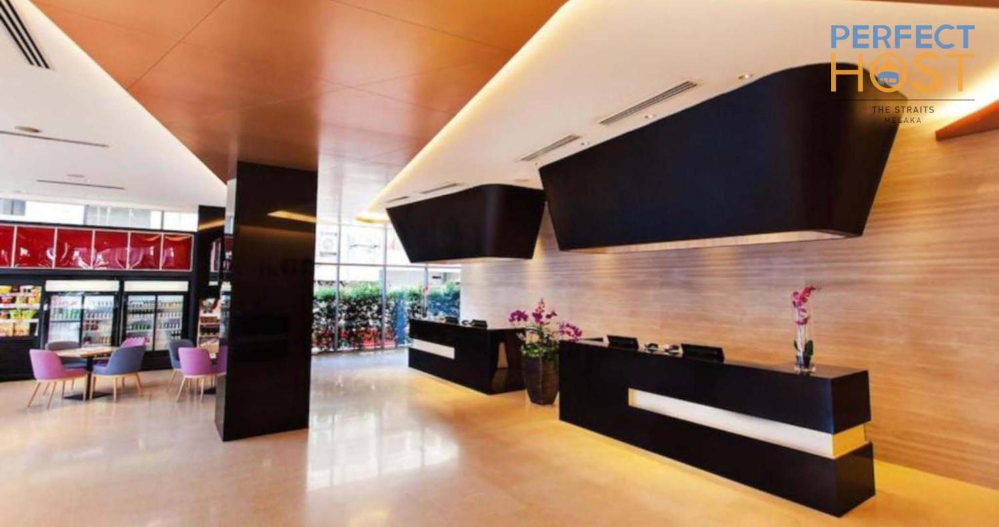 The Straits Melaka By Perfect Host Aparthotel Exteriör bild