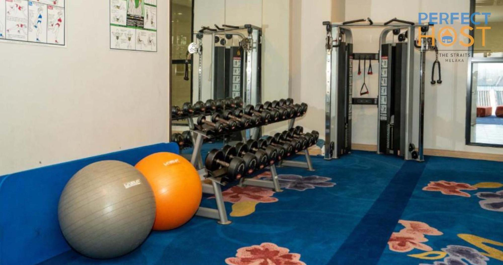 The Straits Melaka By Perfect Host Aparthotel Exteriör bild